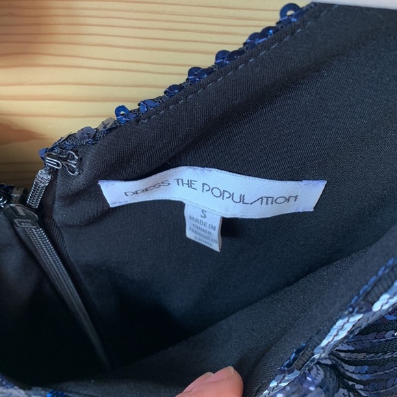 Dress the Population Frankie Plunging Sequin Fringe Midi Dress Size Small - Picture 5 of 9